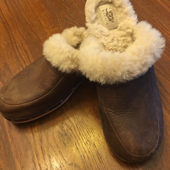 UGG Shoes - Uggs slip on clogs. In great used condition.